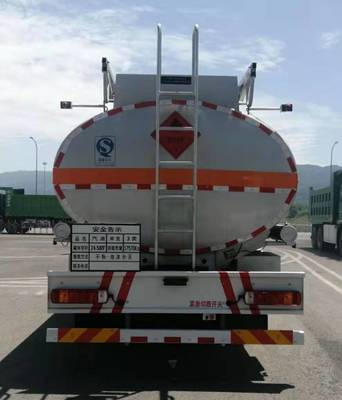 SCZ5320GYY6運(yùn)油車(chē) 性能特點(diǎn)與行業(yè)應(yīng)用解析