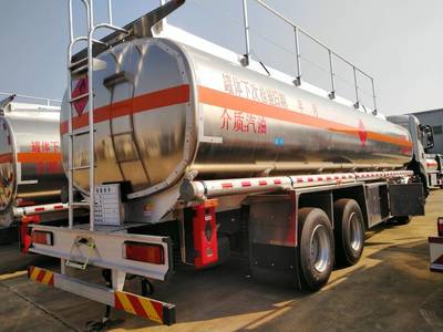 東風(fēng)天龍前四后八鋁合金運(yùn)油車(chē)購(gòu)買(mǎi)指南 專(zhuān)業(yè)選擇與關(guān)鍵考量